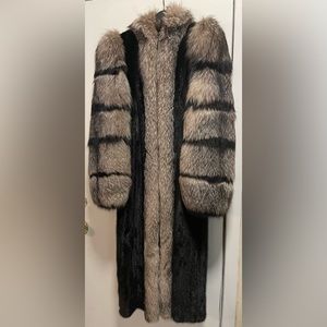Vintage Full Length Black Mink Genuine Fur Coat with Fox Sleeves